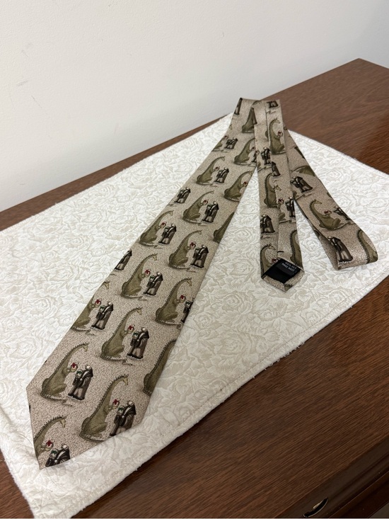 Estate of Edward Gorey Other - Rare: Edward Gorey - Dragon and Man Exchange Gifts Men’s Neck Tie 100% Silk